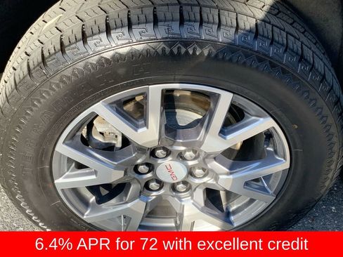 Certified 2023 GMC Acadia SLT w/ Technology Package image 36