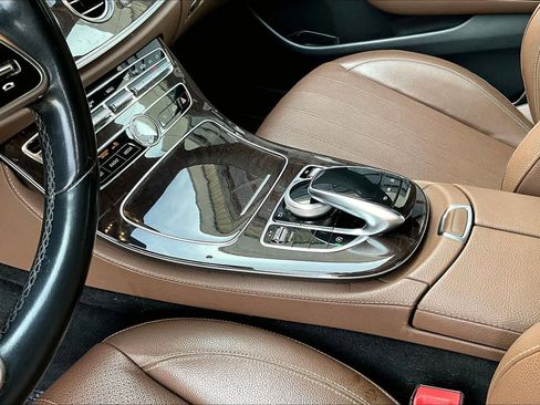 Used 2020 Mercedes-Benz E 350 E 350 image 17