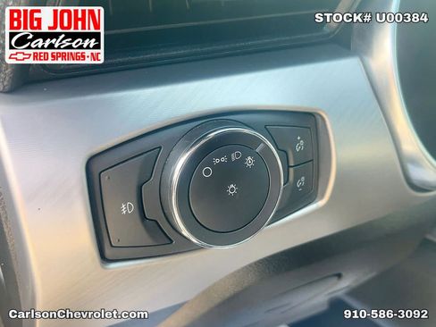 Used 2022 Ford Mustang GT Premium w/ Black Accent Package RWD image 15