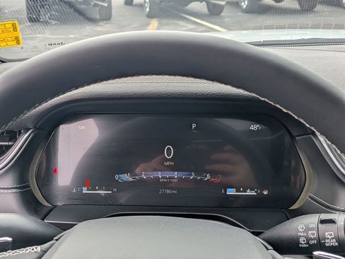 Certified 2024 Jeep Grand Cherokee L Limited w/ Luxury Tech Group II image 19