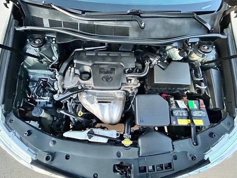 Used 2012 Toyota Camry LE image 22