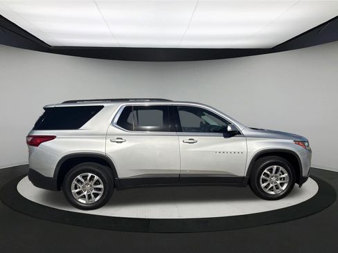 Used 2019 Chevrolet Traverse LT FWD image 6
