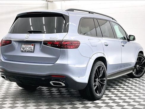Used 2026 Mercedes-Benz GLS 450 4MATIC image 11