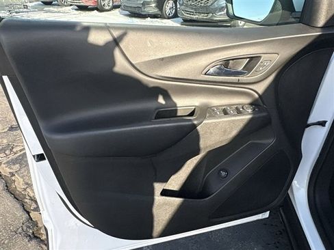 Certified 2022 Chevrolet Equinox LT image 21