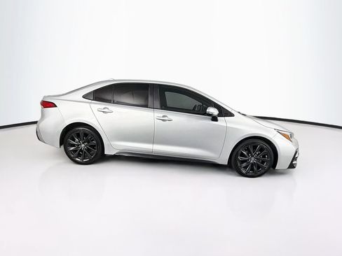 Used 2023 Toyota Corolla SE FWD image 11