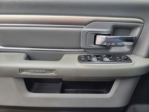 Used 2018 RAM 1500 Big Horn AWD/4WD image 14