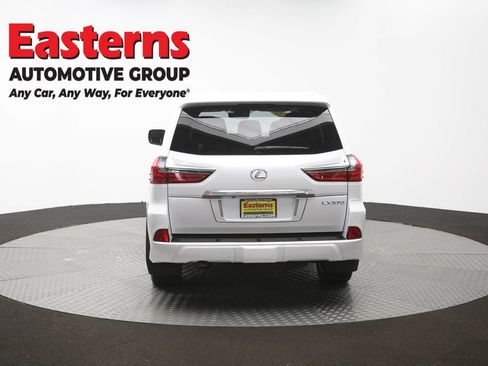 Used 2018 Lexus LX 570 4WD w/ Luxury Package image 47