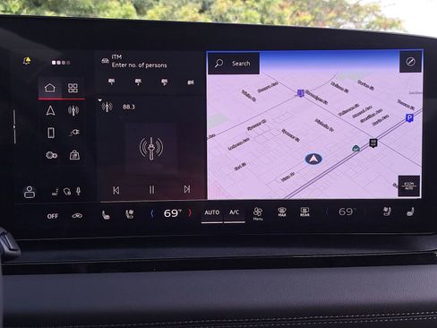 New 2025 Audi Q6 e-tron Premium Plus image 21