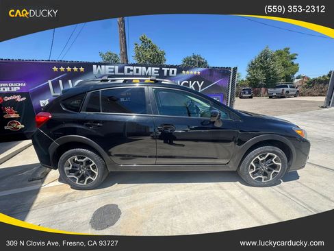 Used 2016 Subaru Crosstrek 2.0i Premium AWD/4WD image 2