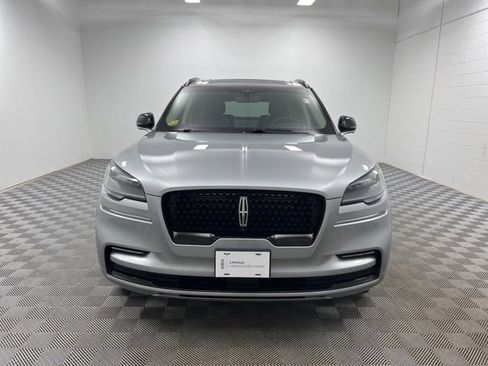 Used 2023 Lincoln Aviator Reserve w/ Equipment Group 201A image 2