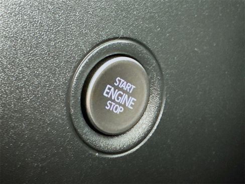 Used 2021 Volkswagen ID.4 Pro w/ ID.4 Protection Package image 31