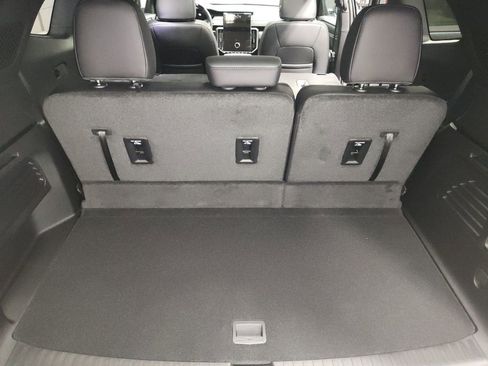 New 2026 GMC Acadia AT4 w/ Super Cruise Package image 16