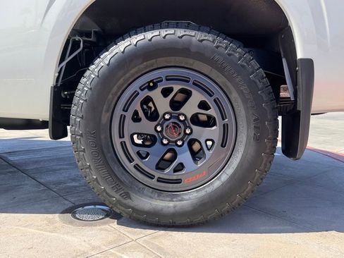 New 2026 Nissan Frontier S image 7