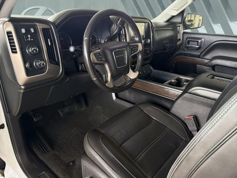 Used 2018 GMC Sierra 1500 Denali AWD/4WD image 10