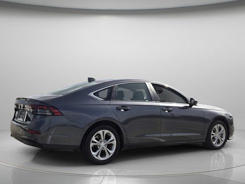 Used 2024 Honda Accord LX image 7