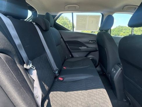 Used 2025 Nissan Sentra SR FWD image 30