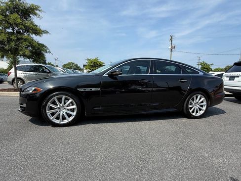 Used 2016 Jaguar XJ R-Sport image 4