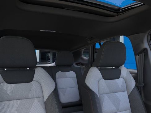 New 2026 Chevrolet Trax RS w/ Sunroof Package FWD image 24