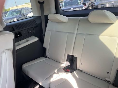 Used 2024 Hyundai Santa Fe Calligraphy FWD image 17