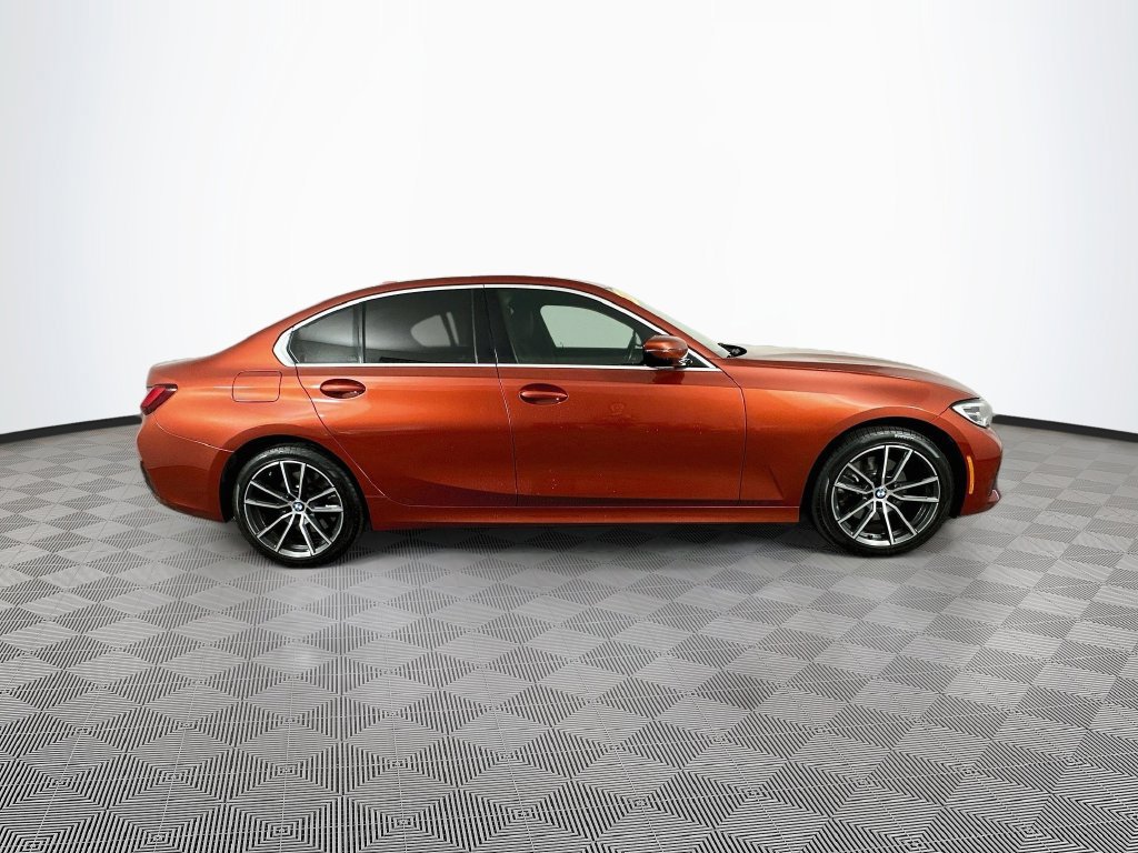 Used 2022 BMW 330i xDrive Sedan AWD/4WD image 11