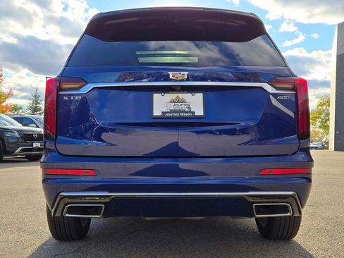 Used 2025 Cadillac XT6 Premium Luxury image 15