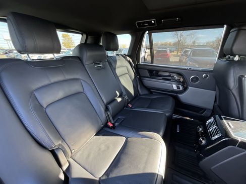 Used 2020 Land Rover Range Rover Long Wheelbase HSE image 28