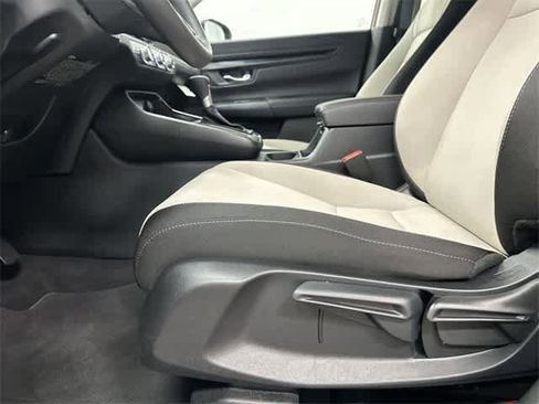 Certified 2026 Honda CR-V LX image 25