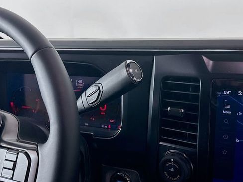 New 2026 Ford F450 Platinum w/ FX4 Off-Road Package image 17