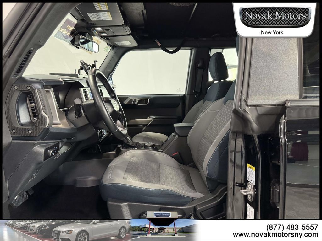 Used 2023 Ford Bronco Outer Banks AWD/4WD image 16