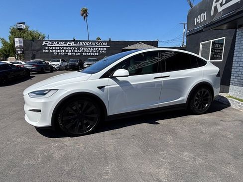 Used 2022 Tesla Model X AWD/4WD image 13