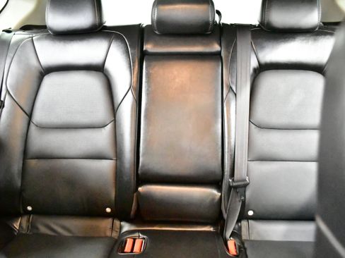 Used 2025 MAZDA CX-5 AWD 2.5 S w/ Select Package image 18