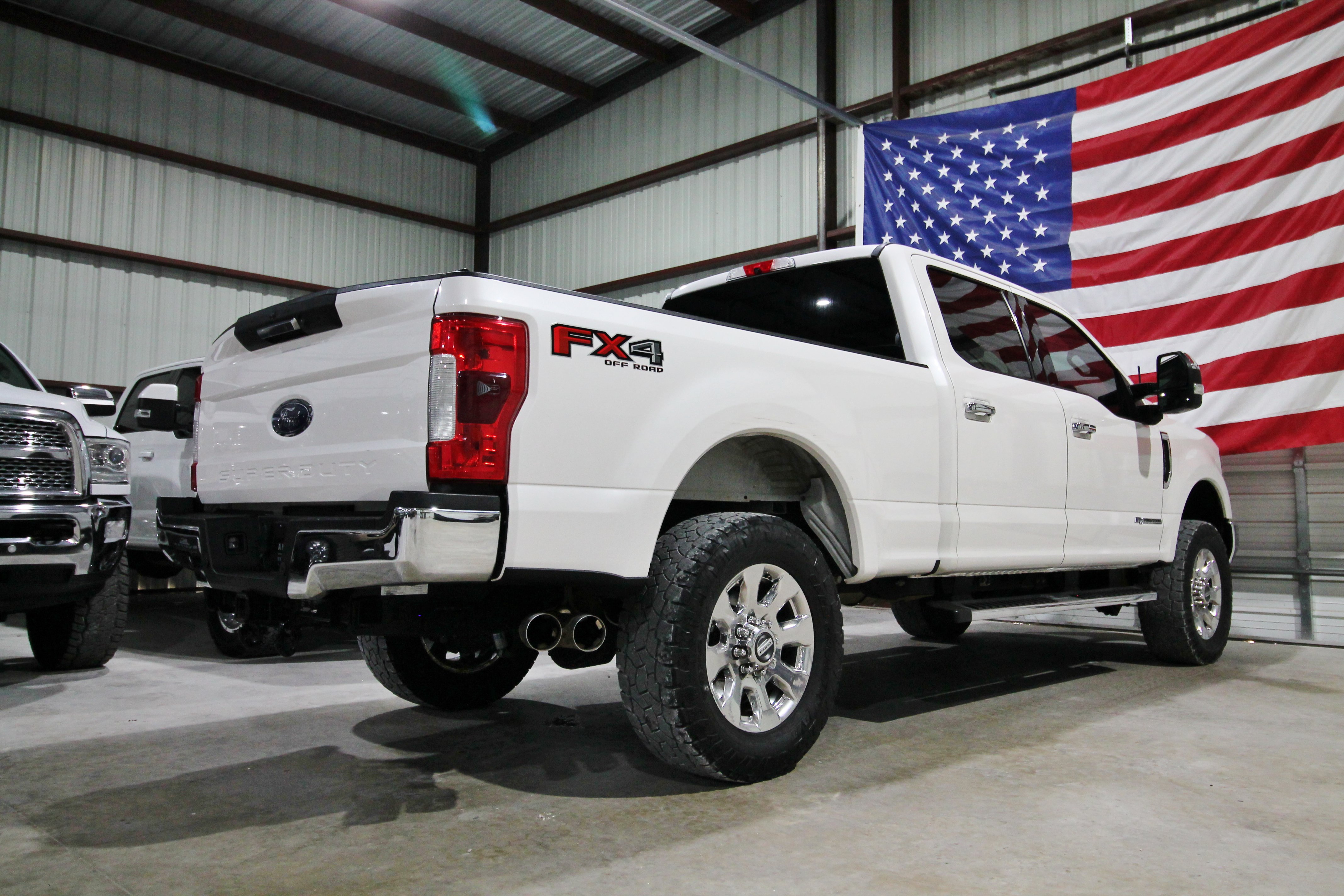 Used 2017 Ford F250 Lariat w/ Chrome Package AWD/4WD image 12