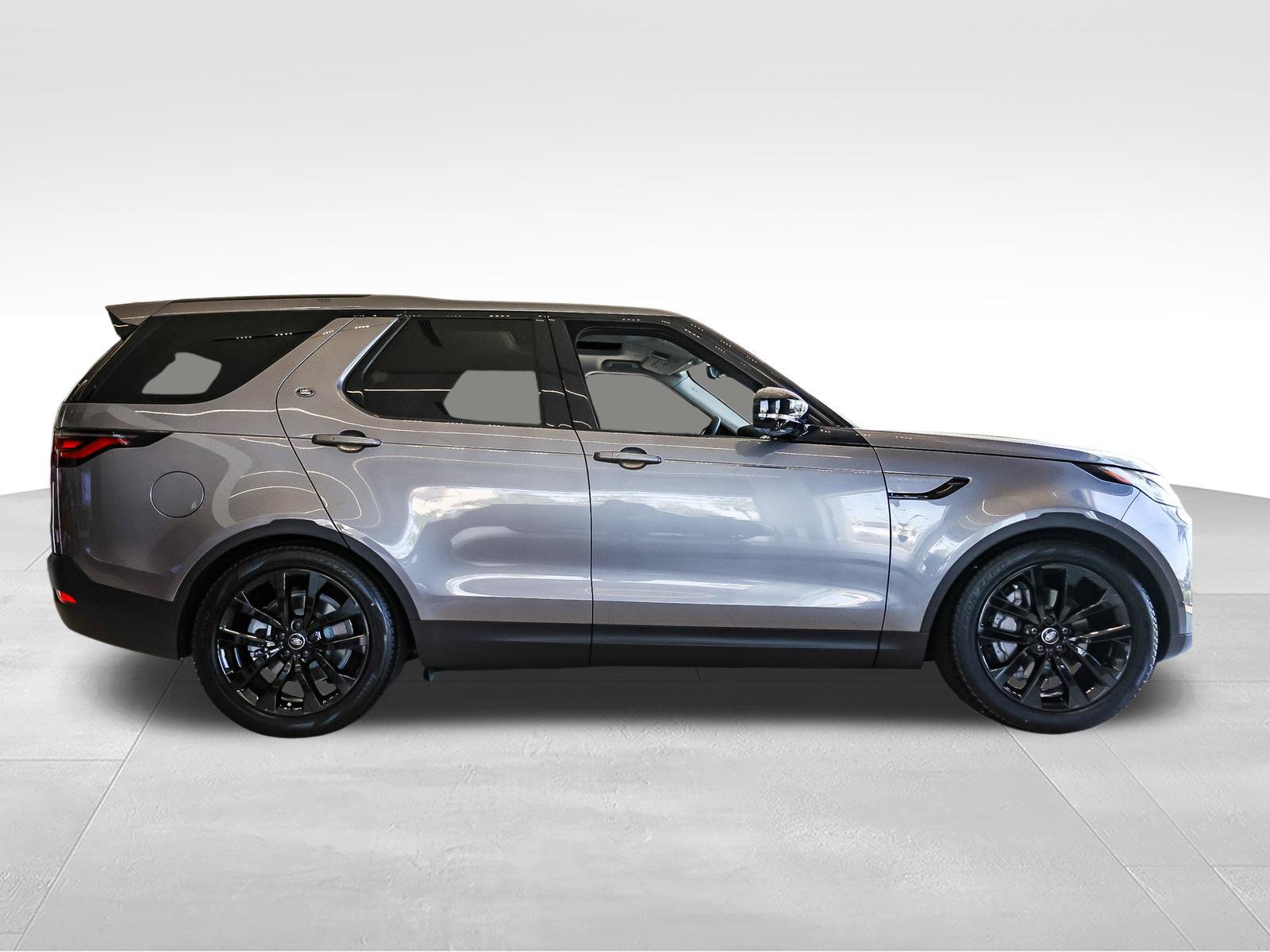 New 2026 Land Rover Discovery S AWD/4WD image 4