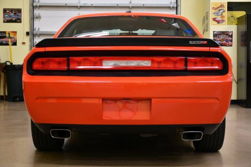 Used 2010 Dodge Challenger SRT8 w/ SRT Option Group II RWD image 15