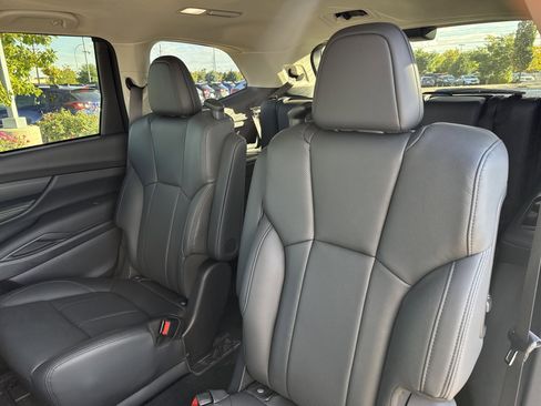 New 2025 Subaru Ascent Bronze Edition w/ Onyx Package image 18