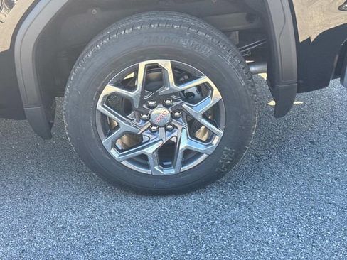 New 2026 GMC Sierra 1500 SLT w/ SLT Convenience Package image 11