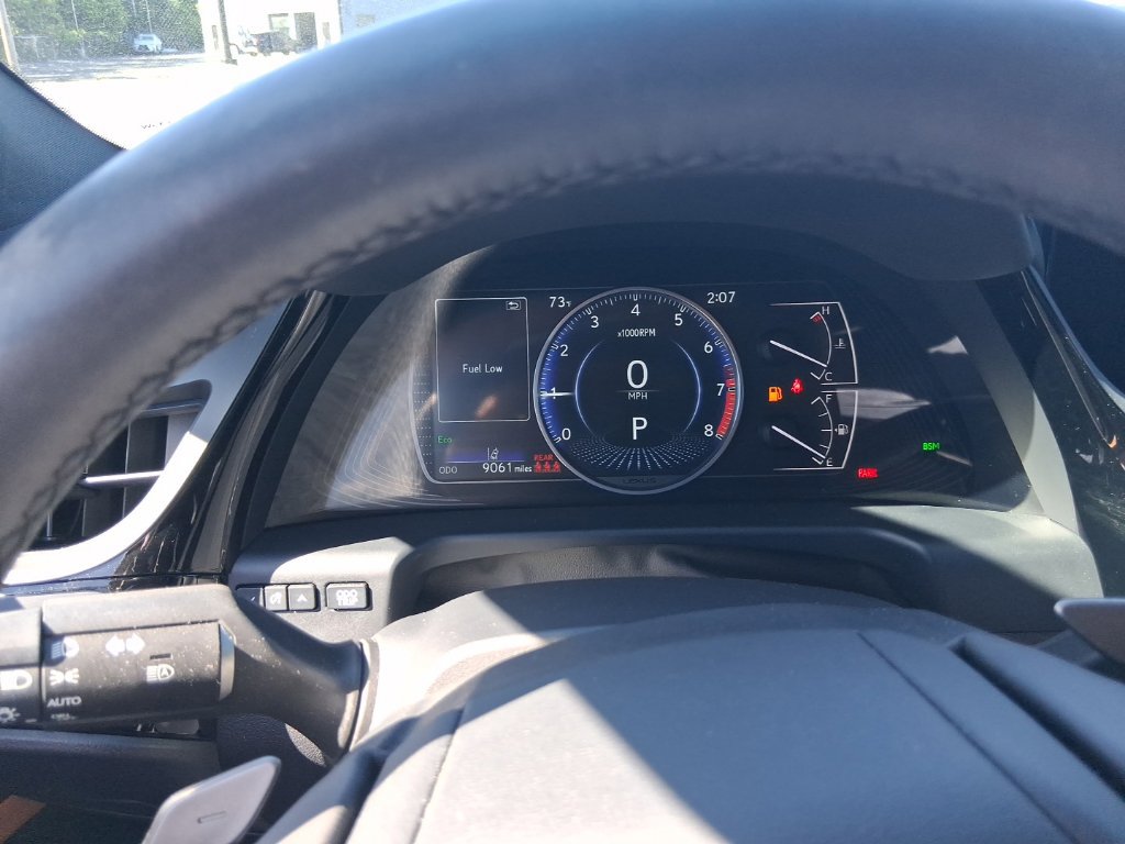Used 2024 Lexus ES 350 w/ Premium Package FWD image 11