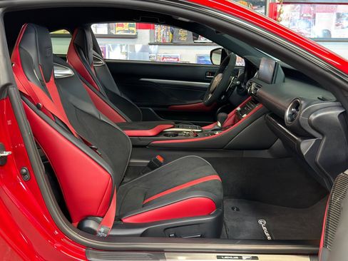 Used 2025 Lexus RC F Final Edition RWD image 29