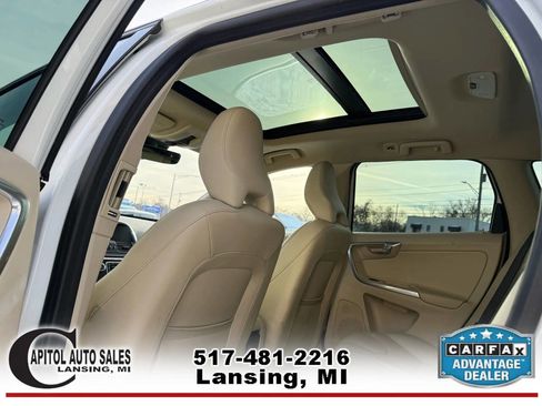 Used 2015 Volvo XC60 T6 image 12