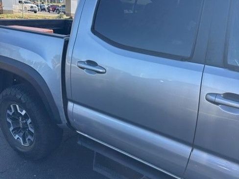 Used 2020 Toyota Tacoma TRD Off-Road image 14