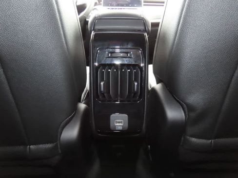Used 2025 Jeep Compass Limited AWD/4WD image 25
