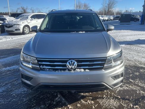 Used 2021 Volkswagen Tiguan SE image 10