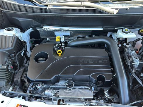 Used 2026 Chevrolet Equinox LT FWD image 29
