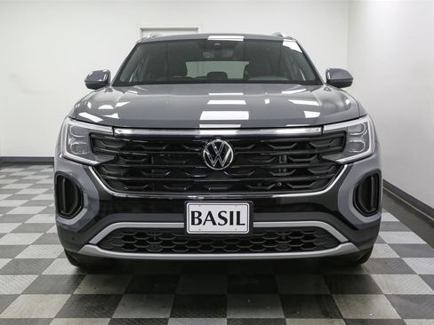 New 2026 Volkswagen Atlas Cross Sport SE AWD/4WD image 3