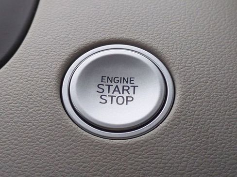 Used 2024 Hyundai Tucson Limited image 28