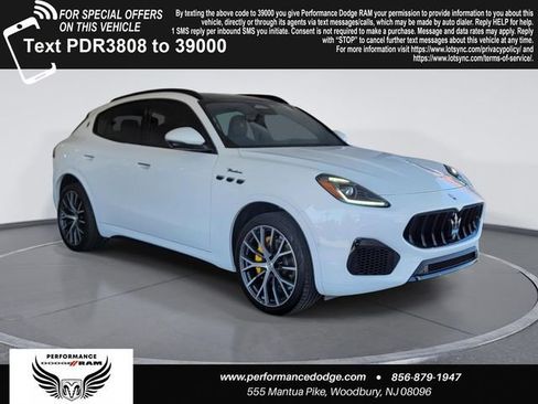 Used 2023 Maserati Grecale Modena AWD/4WD image 1