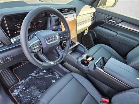 New 2026 GMC Terrain AT4 AWD/4WD image 3