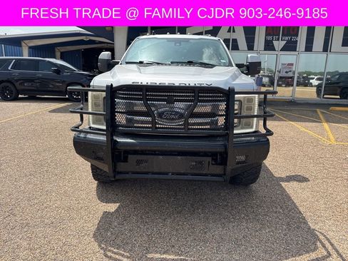 Used 2019 Ford F350 Lariat w/ Lariat Ultimate Package AWD/4WD image 8