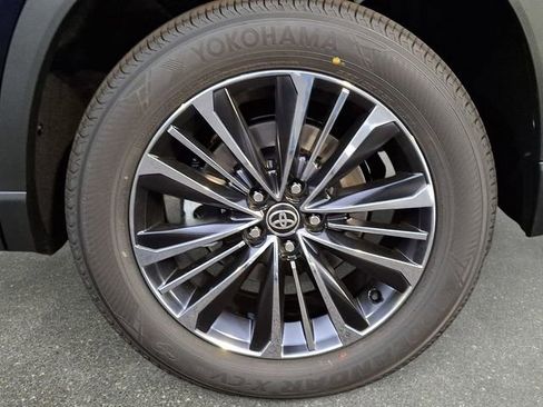 New 2026 Toyota Grand Highlander AWD Hybrid image 5