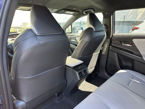 New 2026 Subaru Solterra Premium image 12